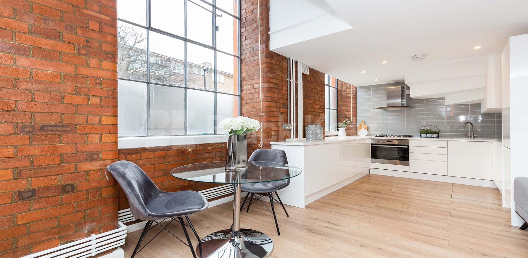 			WAREHOUSE CONVERSION , 1 Bedroom, 1 bath, 1 reception Apartment			 Dove Road, CANONBURY-ISLINGTON